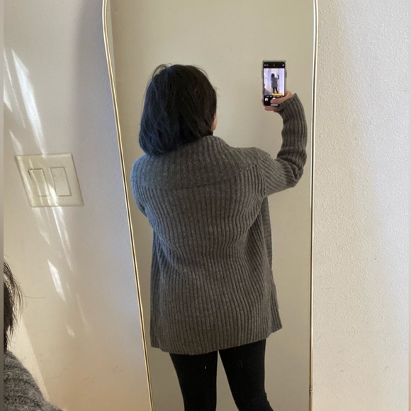 Michael Kors Cardigan - Picture 4 of 6